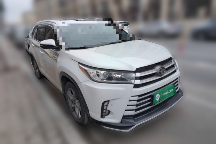 Used Toyota Highlander 2018 2.0T Four-Wheel Drive Luxury Version 7 Seats China VI Standard Front Right 45 Deg