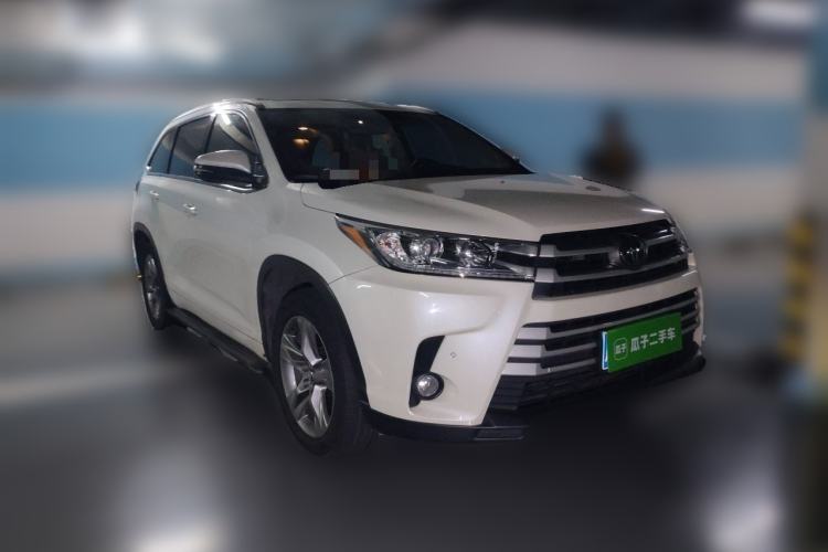 Used Toyota Highlander 2018 2.0T Four-Wheel Drive Luxury Edition 7 Seats China V Emission Standard Front Right 45 Deg