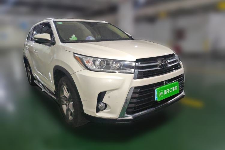 Used Toyota Highlander 2018 2.0T Four-Wheel Drive Prestige Version 7 Seats China V Emission Standard Front Right 45 Deg