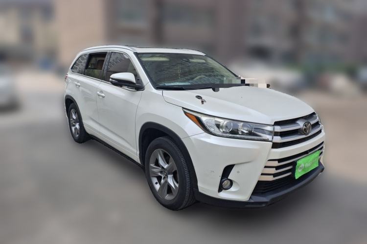 Used Toyota Highlander 2018 2.0T Four-Wheel Drive Luxury Edition 7 Seats China V Emission Standard Front Right 45 Deg
