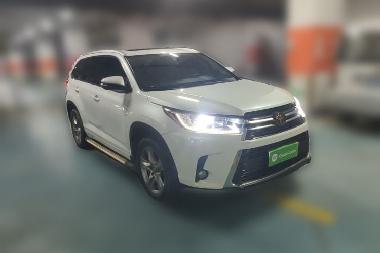 Used Toyota Highlander 2018 2.0T Four-Wheel Drive Prestige Version 7 Seats China VI Standard Front Right 45 Deg