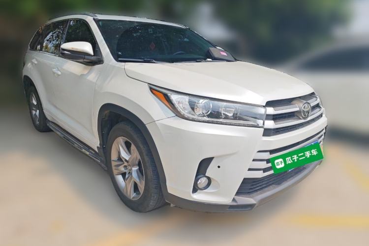 Used Toyota Highlander 2018 2.0T Four-Wheel Drive Luxury Version 7 Seats China VI Standard Front Right 45 Deg