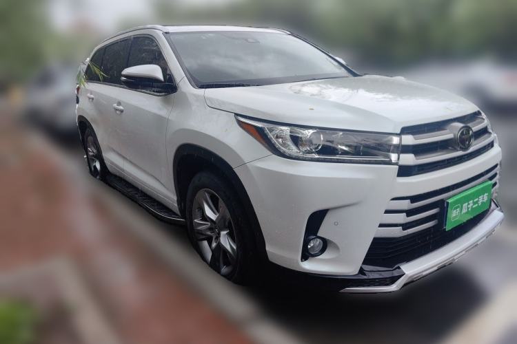 Used Toyota Highlander 2018 2.0T Four-Wheel Drive Luxury Version 7 Seats China VI Standard Front Right 45 Deg