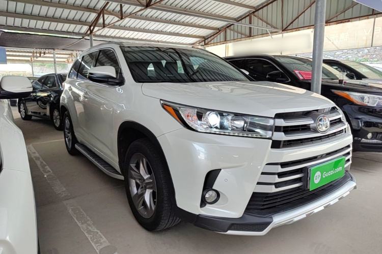Used Toyota Highlander 2018 2.0T Four-Wheel Drive Luxury Version 7 Seats China VI Standard Front Right 45 Deg