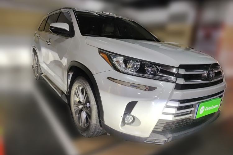 Used Toyota Highlander 2018 2.0T Four-Wheel Drive Elite Edition 7 Seats China VI Standard Front Right 45 Deg