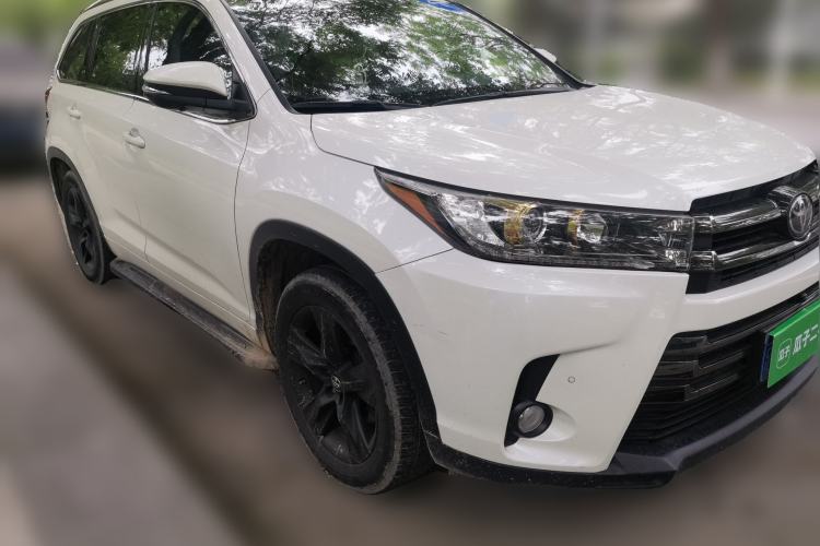 Used Toyota Highlander 2018 2.0T Four-Wheel Drive Knight Edition 7 Seats China VI Standard Front Right 45 Deg