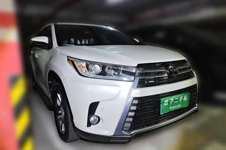 Used Toyota Highlander 2018 2.0T Four-Wheel Drive Prestige Version 7 Seats China VI Standard Front Right 45 Deg