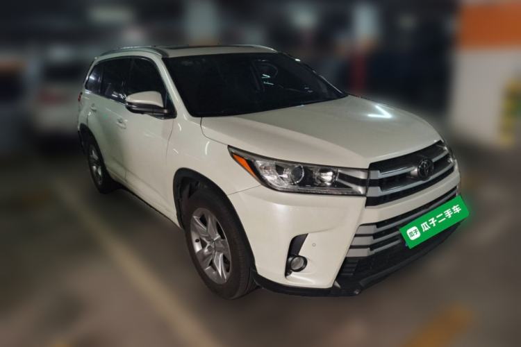 Used Toyota Highlander 2018 2.0T Four-Wheel Drive Luxury Edition 7 Seats China V Emission Standard Front Right 45 Deg