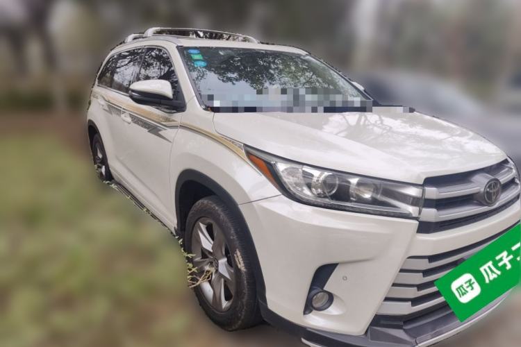 Used Toyota Highlander 2018 2.0T Four-Wheel Drive Luxury Version 7 Seats China VI Standard Front Right 45 Deg