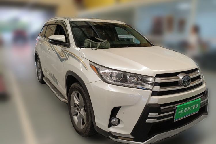 Used Toyota Highlander 2018 2.0T Four-Wheel Drive Luxury Version 7 Seats China VI Standard Front Right 45 Deg