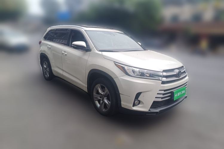 Used Toyota Highlander 2018 2.0T Four-Wheel Drive Luxury Edition 7 Seats China V Emission Standard Front Right 45 Deg
