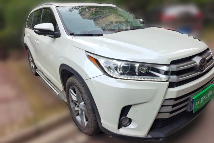 Used Toyota Highlander 2018 2.0T Four-Wheel Drive Luxury Edition 7 Seats China V Emission Standard Front Right 45 Deg