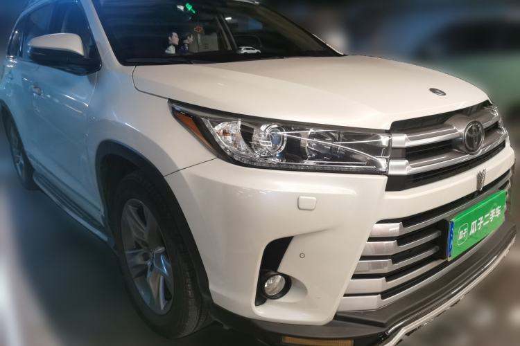 Used Toyota Highlander 2018 2.0T Four-Wheel Drive Ultimate Edition 7-Seater Emission Standard China V Front Right 45 Deg