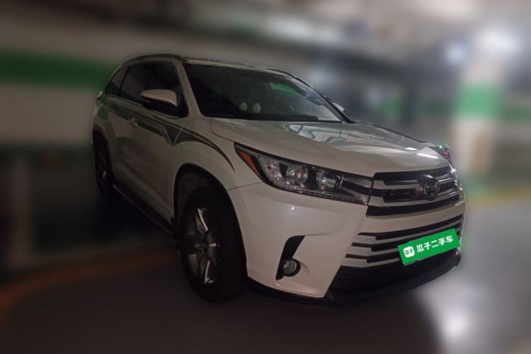 Used Toyota Highlander 2018 2.0T Four-Wheel Drive Luxury Version 7 Seats China VI Standard Front Right 45 Deg