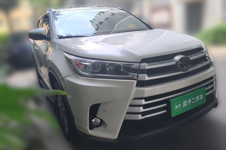 Used Toyota Highlander 2018 2.0T Four-Wheel Drive Luxury Version 7 Seats China VI Standard Front Right 45 Deg