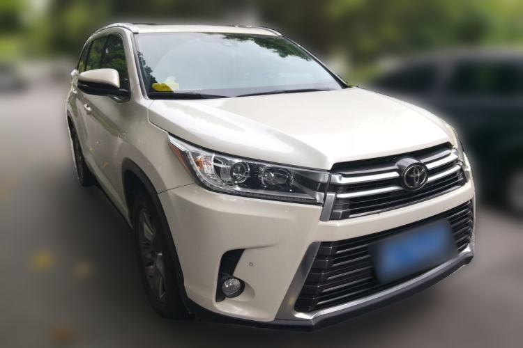 Used Toyota Highlander 2018 2.0T Four-Wheel Drive Prestige Version 7 Seats China V Emission Standard Front Right 45 Deg