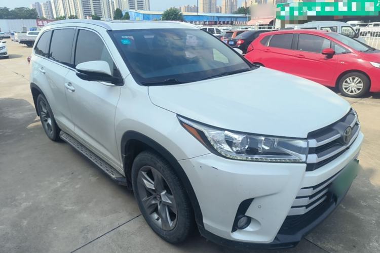 Used Toyota Highlander 2018 2.0T Four-Wheel Drive Luxury Version 7 Seats China VI Standard Front Right 45 Deg