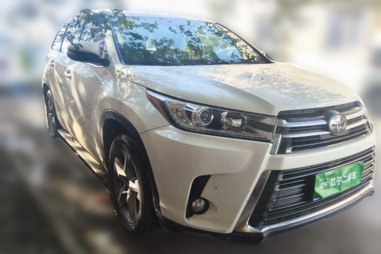 Used Toyota Highlander 2018 2.0T Four-Wheel Drive Prestige Version 7 Seats China V Emission Standard Front Right 45 Deg