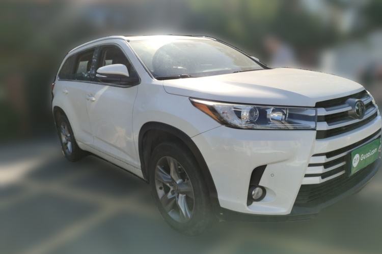 Used Toyota Highlander 2018 2.0T Four-Wheel Drive Luxury Version 7 Seats China VI Standard Front Right 45 Deg