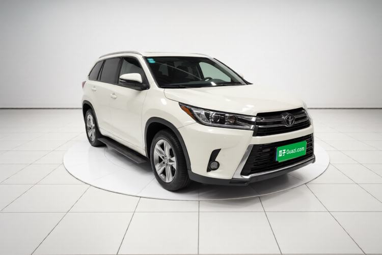 Used Toyota Highlander 2018 2.0T Four-Wheel Drive Prestige Version 7 Seats China VI Standard Front Right 45 Deg