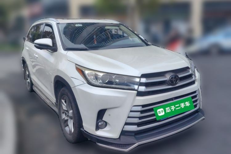 Used Toyota Highlander 2018 2.0T Four-Wheel Drive Luxury Edition 7 Seats China V Emission Standard Front Right 45 Deg
