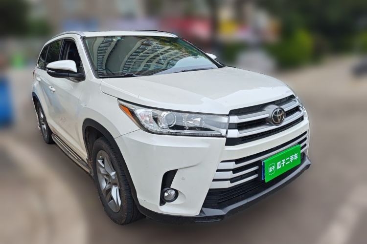 Used Toyota Highlander 2018 2.0T Four-Wheel Drive Prestige Version 7 Seats China V Emission Standard Front Right 45 Deg
