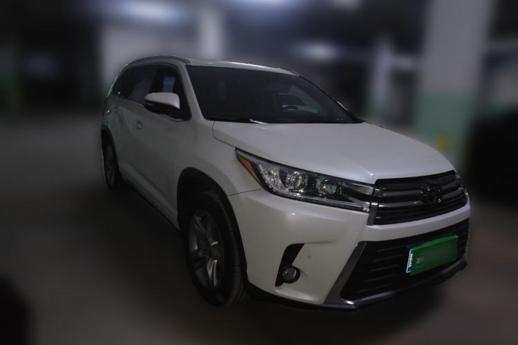 Used Toyota Highlander 2018 2.0T Four-Wheel Drive Prestige Version 7 Seats China VI Standard Front Right 45 Deg