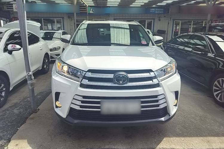 Used Toyota Highlander 2018 2.0T Four-Wheel Drive Luxury Edition 7 Seats China V Emission Standard Front