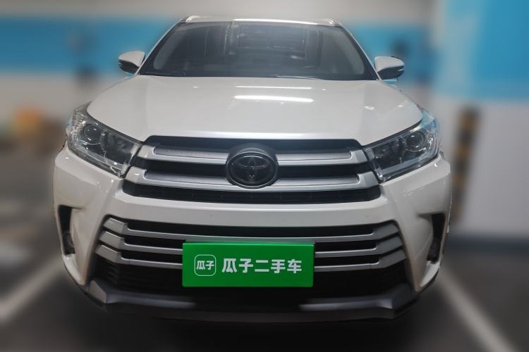 Used Toyota Highlander 2018 2.0T Four-Wheel Drive Luxury Version 7 Seats China VI Standard Front