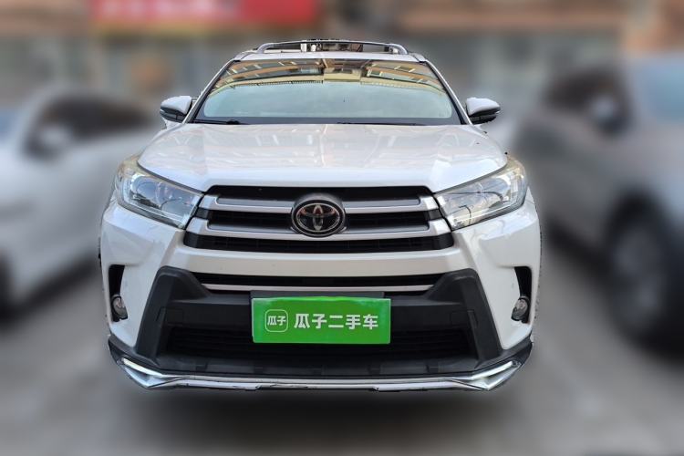 Used Toyota Highlander 2018 2.0T Four-Wheel Drive Luxury Edition 7 Seats China V Emission Standard Front