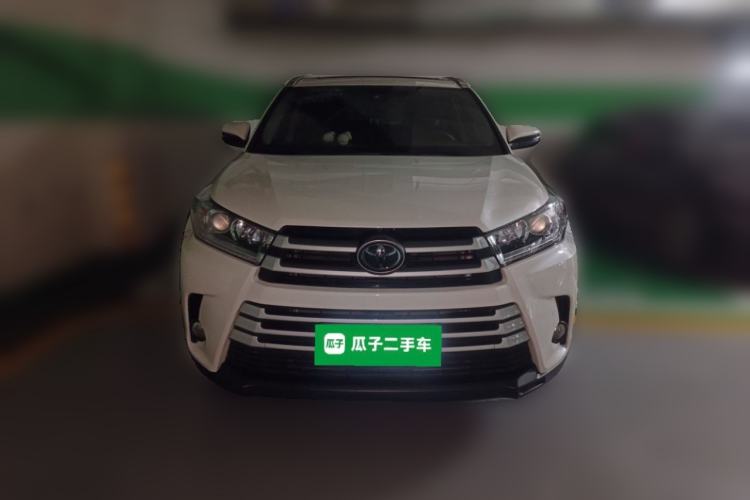 Used Toyota Highlander 2018 2.0T Four-Wheel Drive Luxury Version 7 Seats China VI Standard Front
