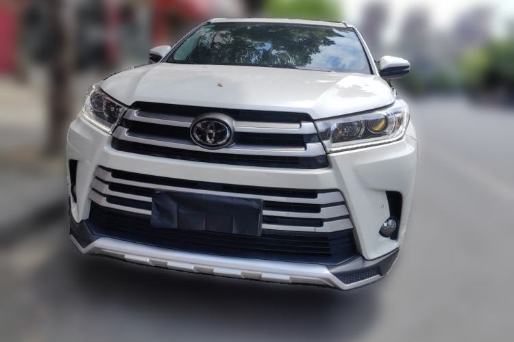 Used Toyota Highlander 2018 2.0T Four-Wheel Drive Luxury Edition 7 Seats China V Emission Standard Front