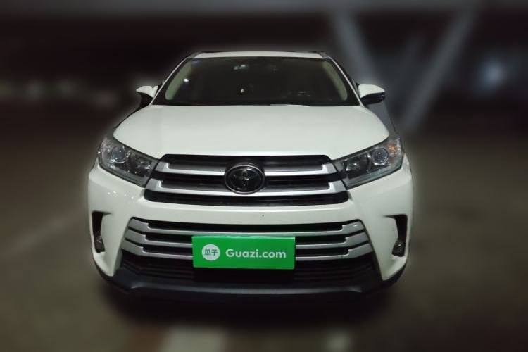 Used Toyota Highlander 2018 2.0T Two-Wheel Drive Luxury Edition 7 Seats China VI Standard Front