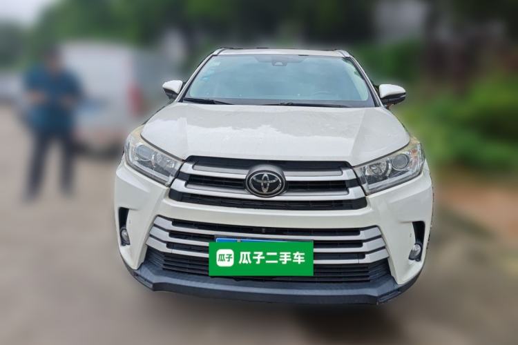 Used Toyota Highlander 2018 2.0T Four-Wheel Drive Luxury Edition 7 Seats China V Emission Standard Front