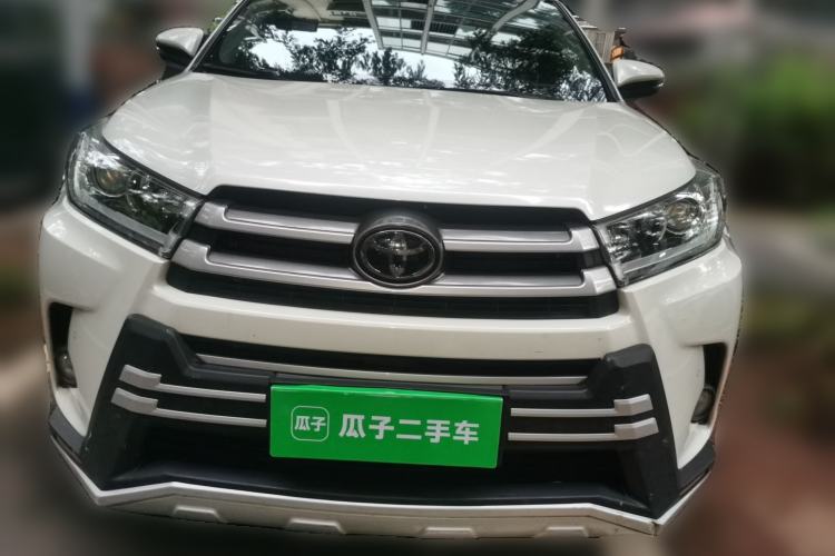 Used Toyota Highlander 2018 2.0T Four-Wheel Drive Luxury Edition 7 Seats China V Emission Standard Front