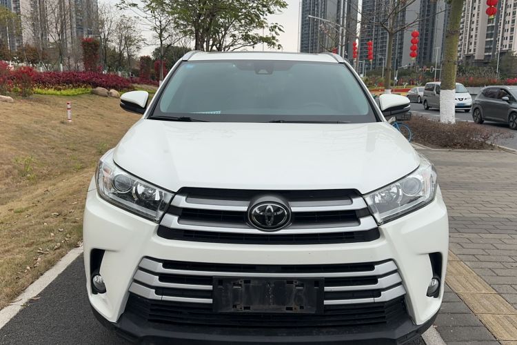 Used Toyota Highlander 2018 2.0T Four-Wheel Drive Luxury Edition 7 Seats China V Emission Standard Front