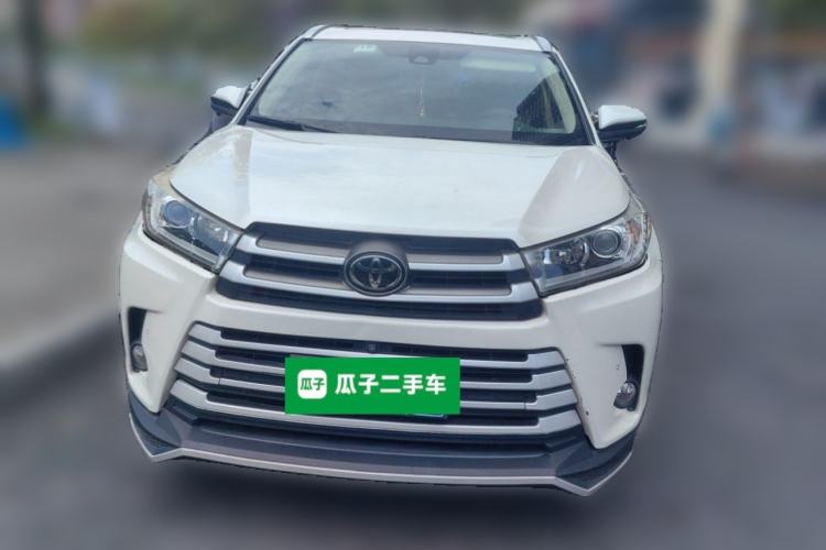 Used Toyota Highlander 2018 2.0T Four-Wheel Drive Luxury Edition 7 Seats China V Emission Standard Front