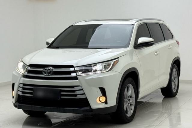 Used Toyota Highlander 2018 2.0T Four-Wheel Drive Luxury Edition 7 Seats China V Emission Standard