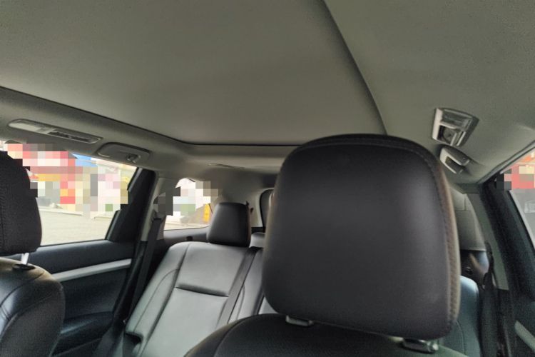 Used Toyota Highlander 2018 2.0T Four-Wheel Drive Prestige Version 7 Seats China VI Standard Headliner