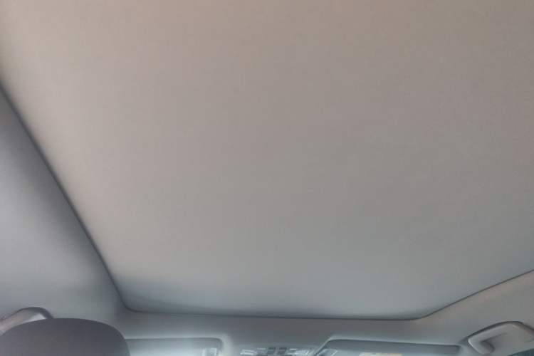 Used Toyota Highlander 2018 2.0T Four-Wheel Drive Luxury Version 7 Seats China VI Standard Headliner