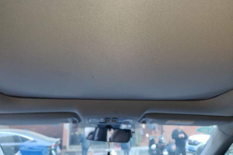 Used Toyota Highlander 2018 2.0T Four-Wheel Drive Prestige Version 7 Seats China VI Standard Headliner
