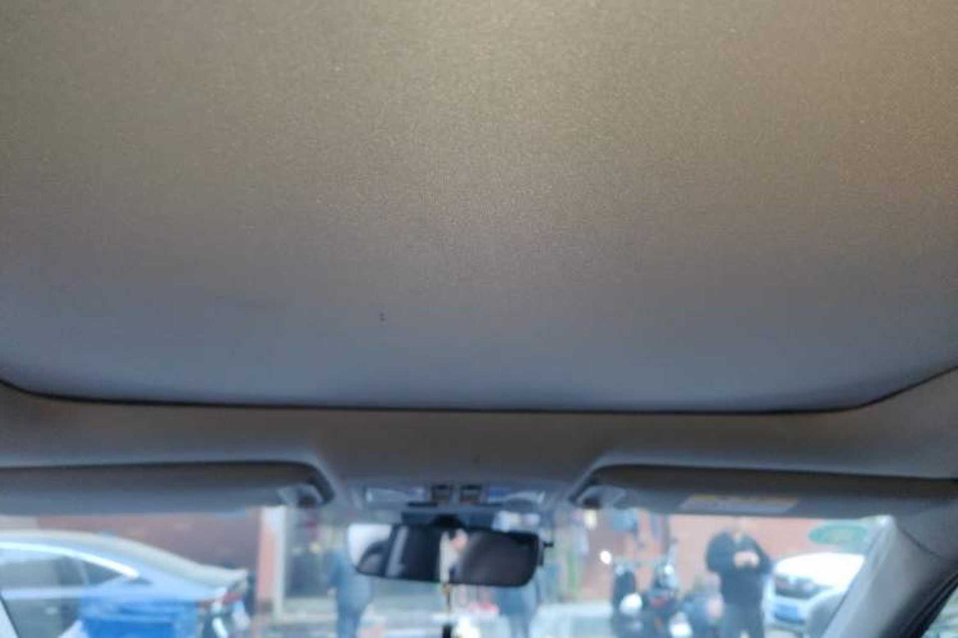 Used Toyota Highlander 2018 2.0T Four-Wheel Drive Prestige Version 7 Seats China VI Standard Headliner