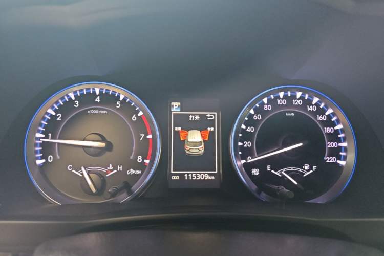 Used Toyota Highlander 2018 2.0T Four-Wheel Drive Luxury Version 7 Seats China VI Standard Instrument Cluster