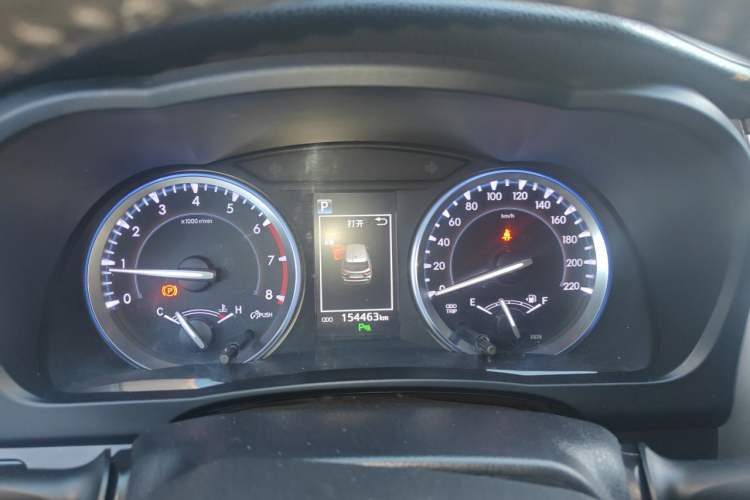 Used Toyota Highlander 2018 2.0T Four-Wheel Drive Luxury Version 7 Seats China VI Standard Instrument Cluster