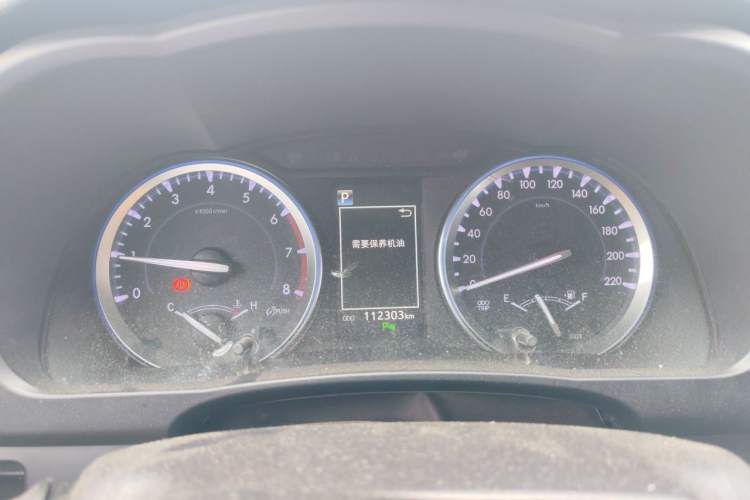 Used Toyota Highlander 2018 2.0T Two-Wheel-Drive Luxury Edition 7 Seats Emission Standard China V Instrument Cluster