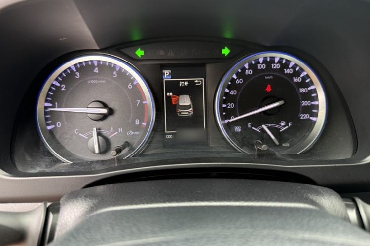 Used Toyota Highlander 2018 2.0T Four-Wheel Drive Prestige Version 7 Seats China V Emission Standard Instrument Cluster