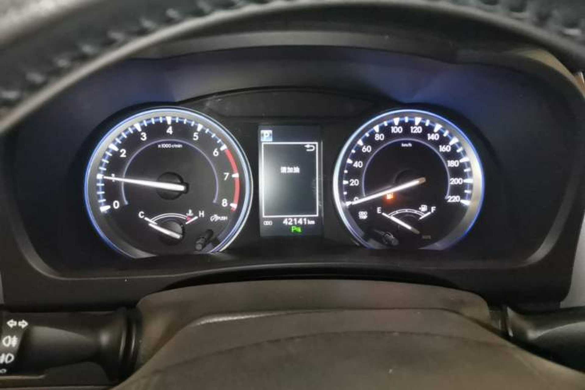 Used Toyota Highlander 2018 2.0T Four-Wheel Drive Luxury Version 7 Seats China VI Standard Instrument Cluster