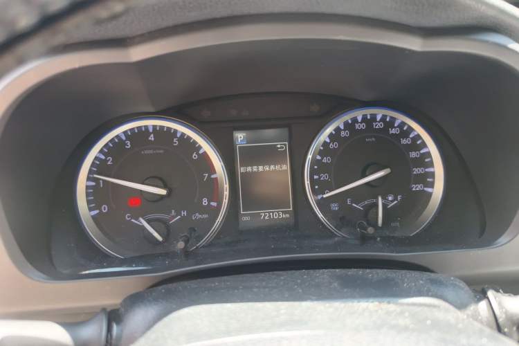 Used Toyota Highlander 2018 2.0T Four-Wheel Drive Luxury Edition 7 Seats China V Emission Standard Instrument Cluster