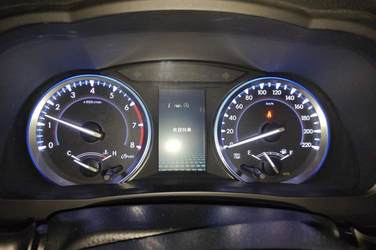 Used Toyota Highlander 2018 2.0T Four-Wheel Drive Luxury Edition 7 Seats China V Emission Standard Instrument Cluster