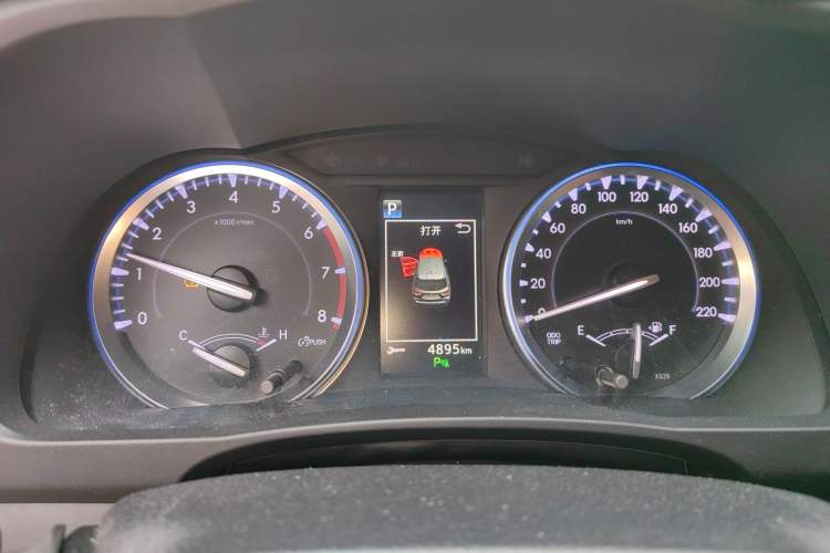 Used Toyota Highlander 2018 2.0T Four-Wheel Drive Luxury Version 7 Seats China VI Standard Instrument Cluster